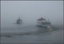 Der Konvoi verlässt den Nebel ... / ***