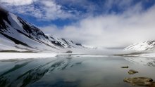 Norwegen, im Juli, Wasser, Berge, Sonne und Nebel. / ****