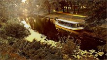 Kanal-Kreuzfahrt / ***