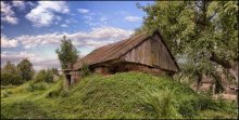 Small hut / ***