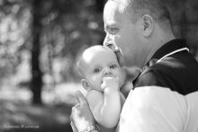 Dad and daughter. / ***