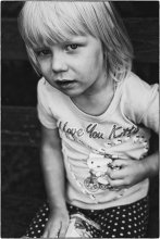 Portrait of a Girl / ***