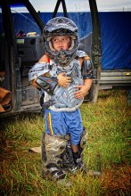 Young racer / ***