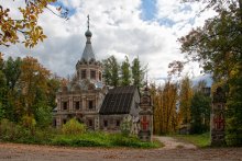 Alexandra Roman Church / ***