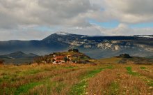 somewhere in the mountains / -------