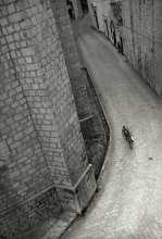 At the turn / ..................