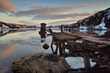 Old pier / ***