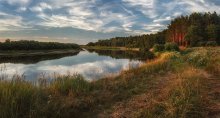 Sommerabend auf dem Fluss / ***