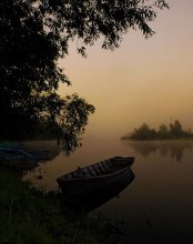 Before dawn / ***