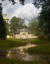 Ekaterinenskom in the park / ***