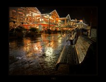 the empty harbour / ***