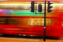 London / ***