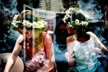 GIVENCHY / ***