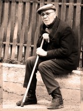 OLD AGE / ***
