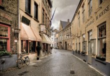 quiet streets / **************