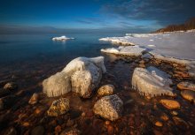 Thaw / ***