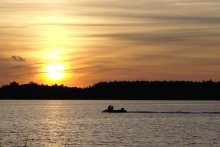 In pursuit of the setting sun ... / ***