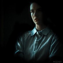  / ***