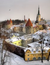 far to Tallinn? / ***************