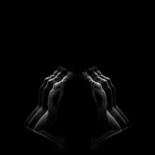Symmetry / ***