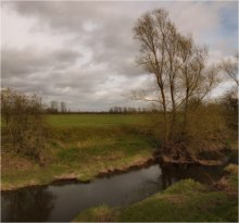 Die April-... - Fluss ... / ***