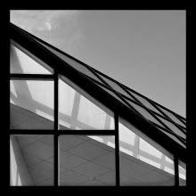 \' / ***
