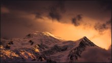 Sunset in Chamonix / ***