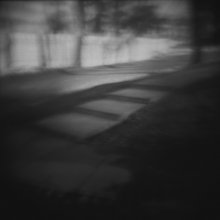  / ********