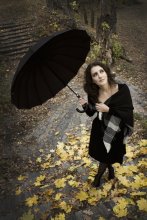 Leaf fall / ***
