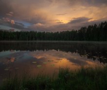At sunset, before the storm / ***