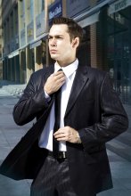 Simply Business / ***