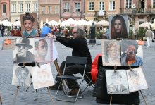 in Warschau / ***