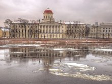 Pushkin House / ******************