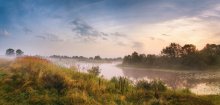 Warm morning in August / ***