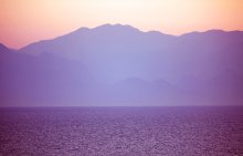 Mauve Twilight / ***