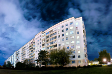 Homes like steamers / ***