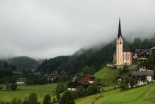 Das Alpendorf / ***