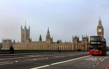 on Westminster Bridge. / [img]http://rasfokus.ru/upload/comments/3fa944a7ac7914e20347c9d53400ba1a.jpg[/img]
