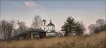 Dawn in Novosergievo. / ***