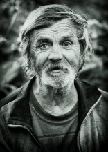 Grandfather / ***