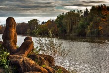 Idols of the lake stones / ***