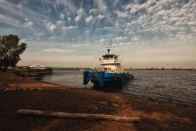 Somewhere in the middle Volga / ...