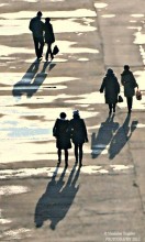 and all the walking in pairs and only one I wander / ***