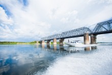 On the river / ***