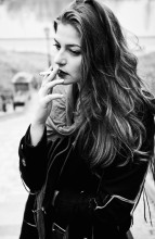 Julia / ***