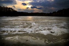 Icy surf ... / *********************