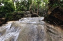Stein Fluss / ***
