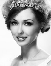 Photos with crown III / ***