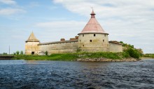 Castle nut / ***