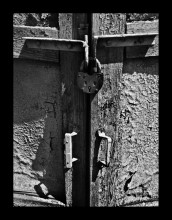 Hard Light / ***